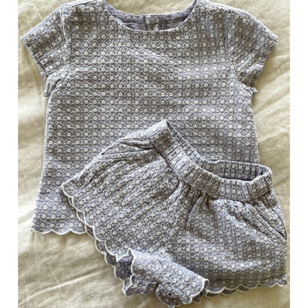 Gymboree Eyelet lined Top and shorts top 2T, shorts 18-24 mos